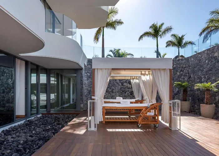 מלון Royal Hideaway Corales - Adults Only אדחה