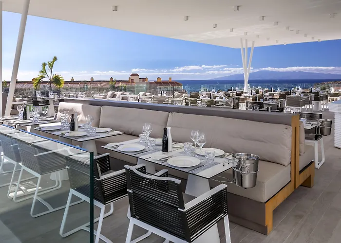 מלון Royal Hideaway Corales - Adults Only 5*