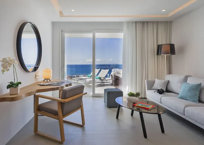 Royal Hideaway Corales - Adults Only אדחה